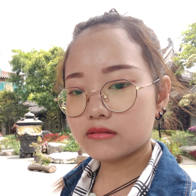 吴春霞的照片