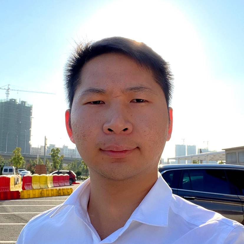 孤独的熊二的照片