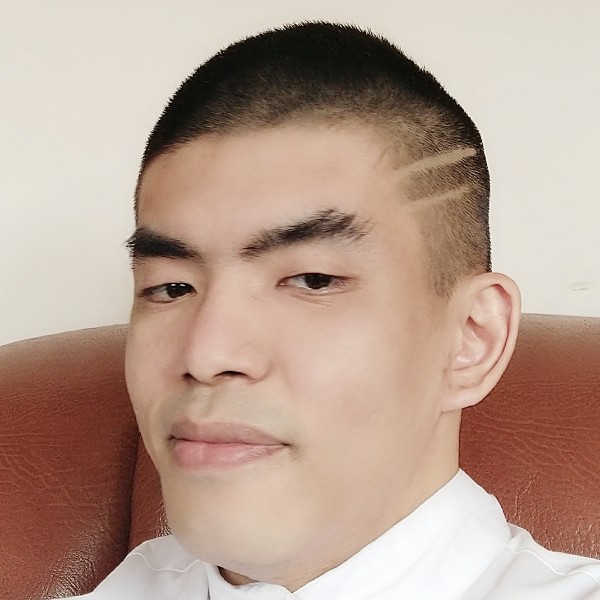 风采少年的照片