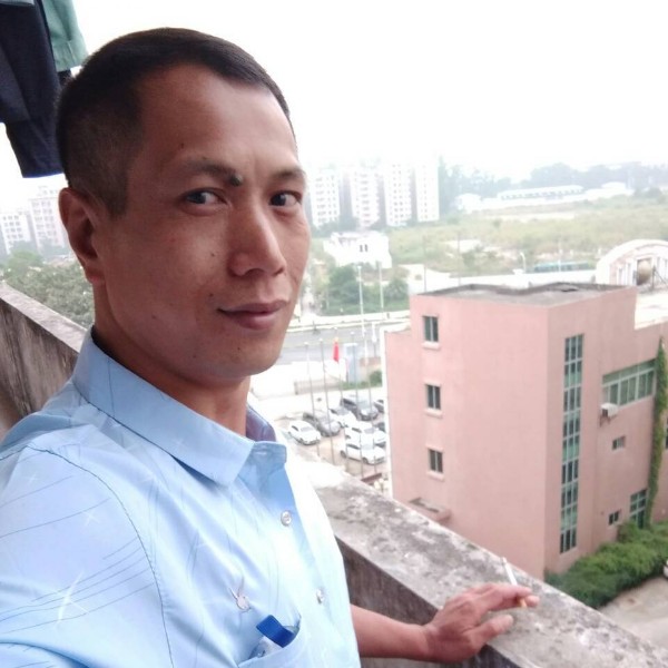 海阔凭你跃的照片