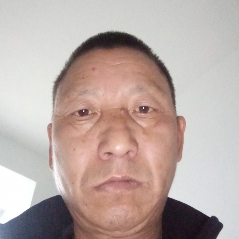 裙子漫步跳跃的照片