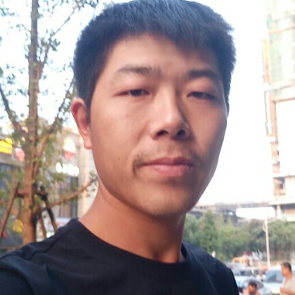 冬日挽手过时的照片