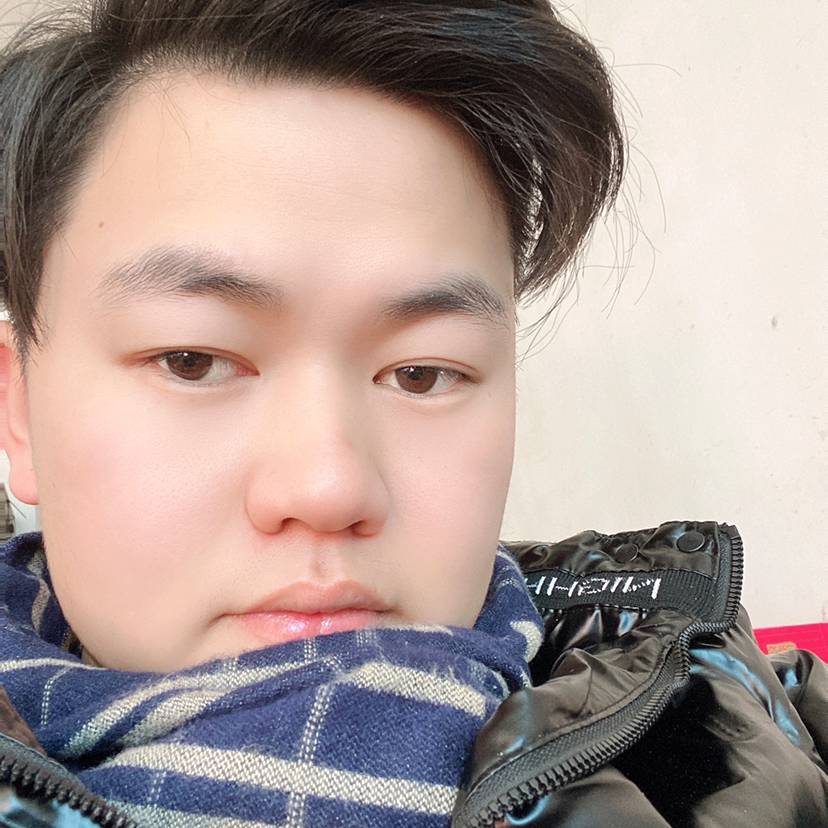 一碗米饭的照片