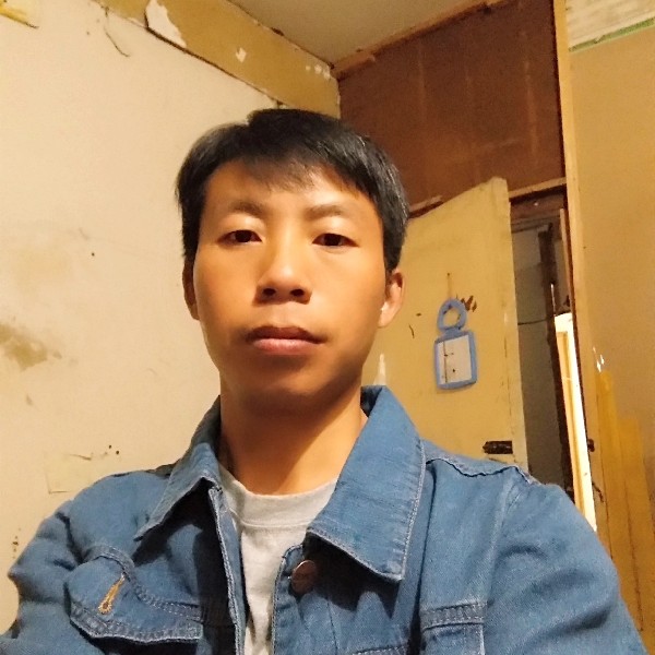情动俊逸的照片