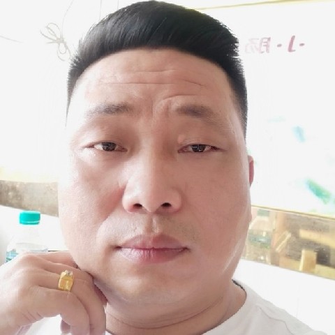 谭书彬的照片