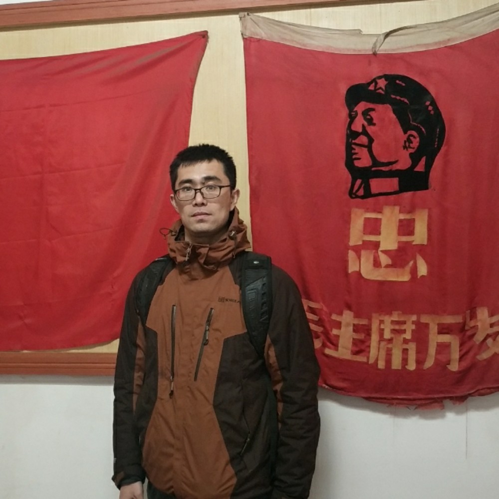 舒荷善良的照片