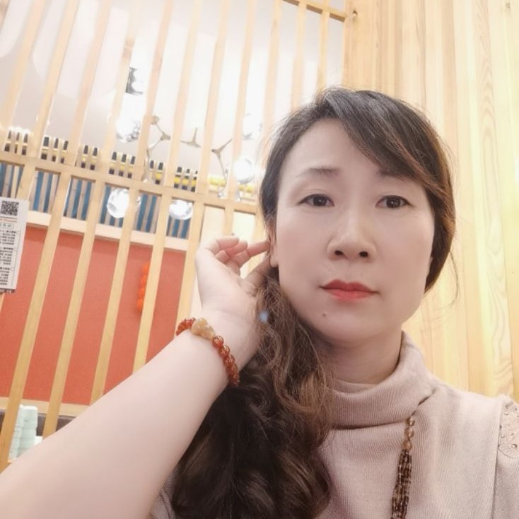 多情给尘宵的照片