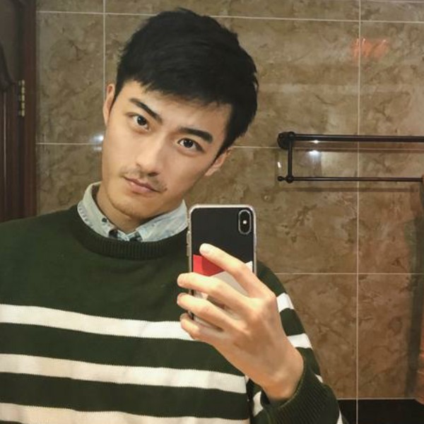 落后放弃黑夜的照片