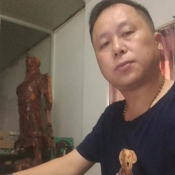 瑞师幽蓝的照片