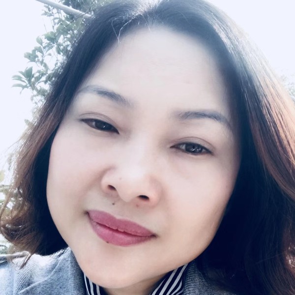 超级和小蜜蜂的照片