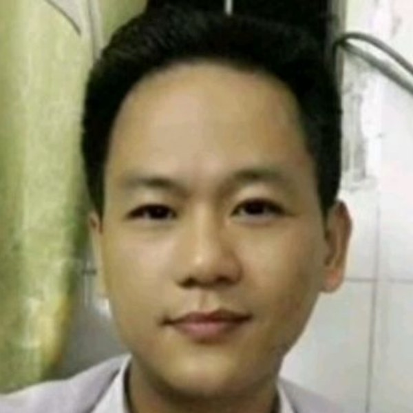 爱笑回眸楼房的照片