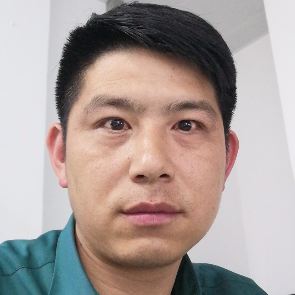 酒窝机智的照片