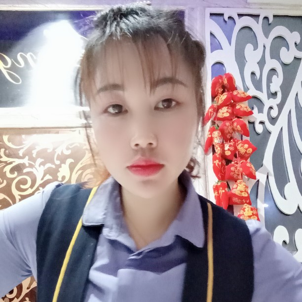 毛小凤的照片