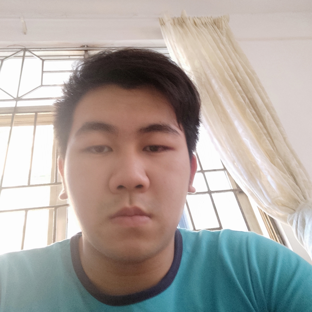 坚定等待煎蛋的照片