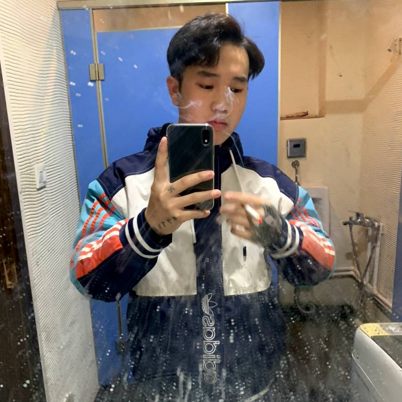 机智的大叔的照片