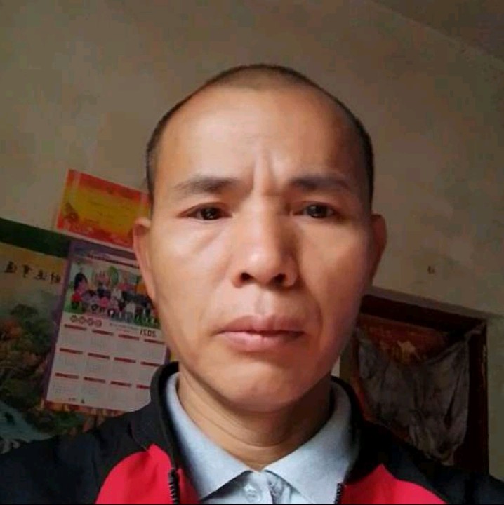 缥缈沉默一尘不沾的照片