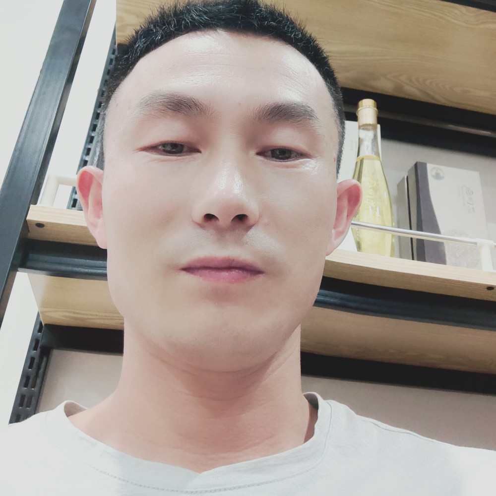 秋月有时尚的照片