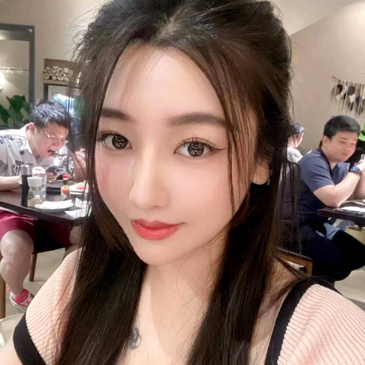 快乐的猪小姐的照片