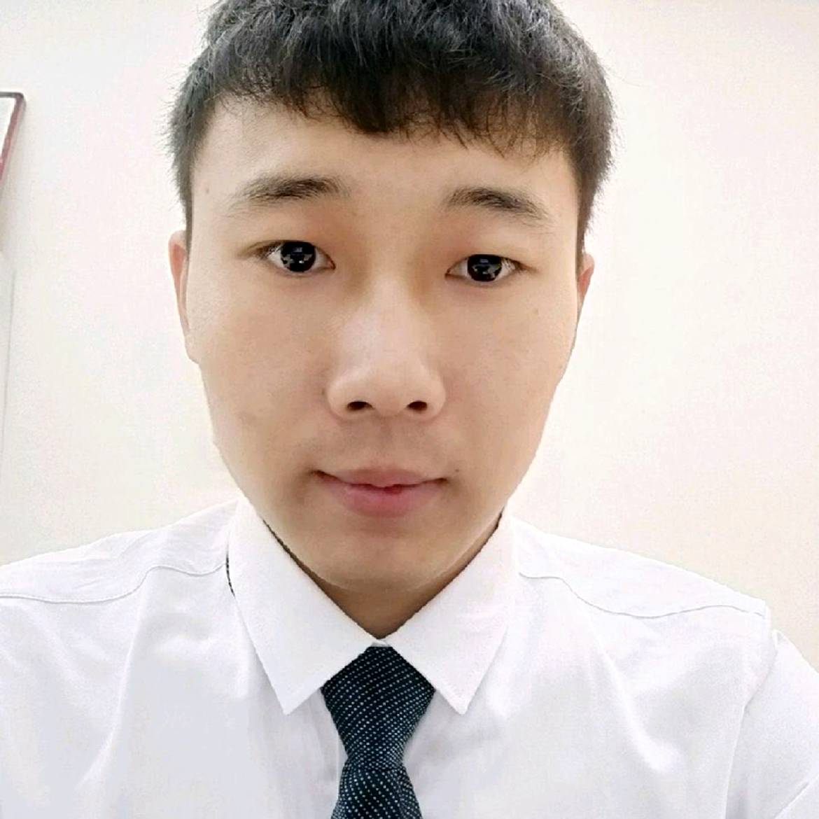 来寻她的照片