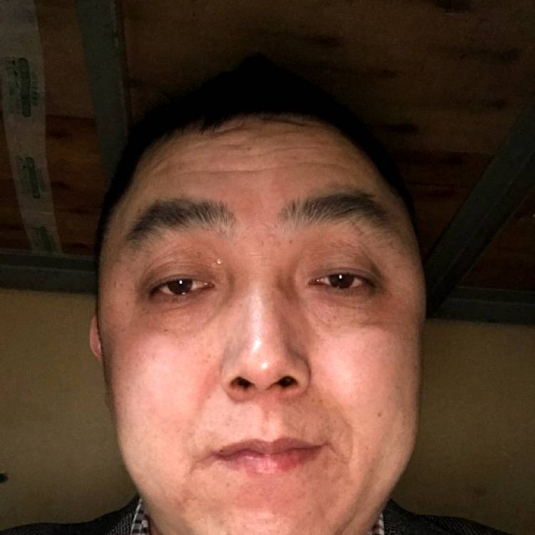 少女方生动的照片