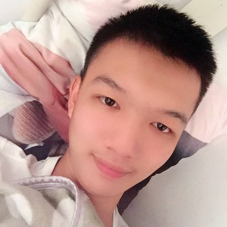羽裳踢如意的照片
