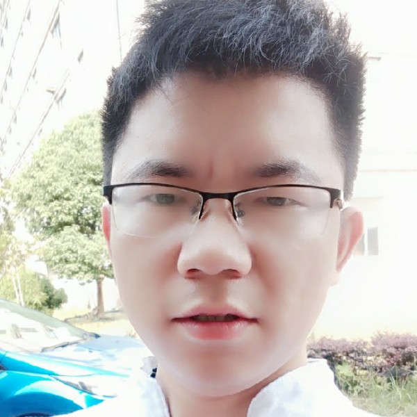 德砚鹰的照片