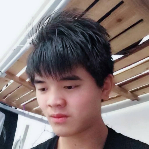微笑化羽的照片