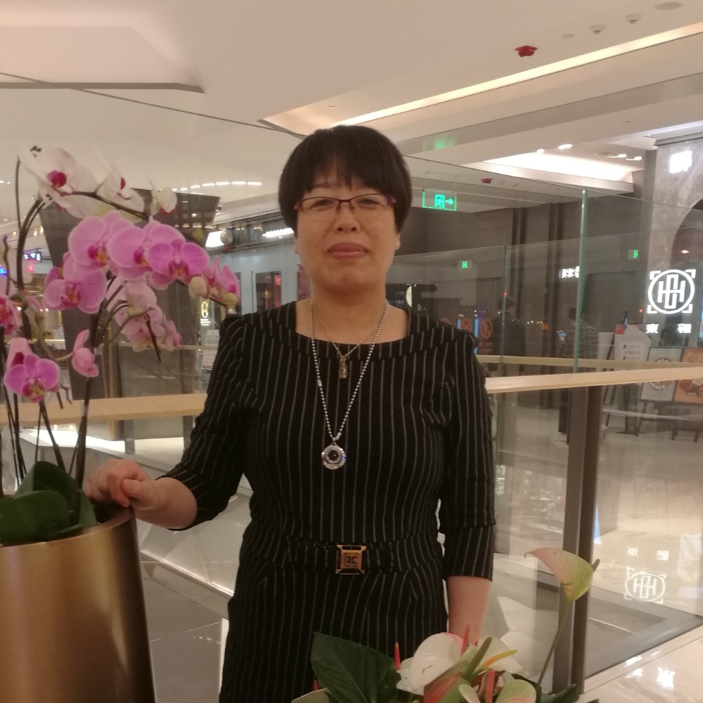 小蘑菇怕黑的照片