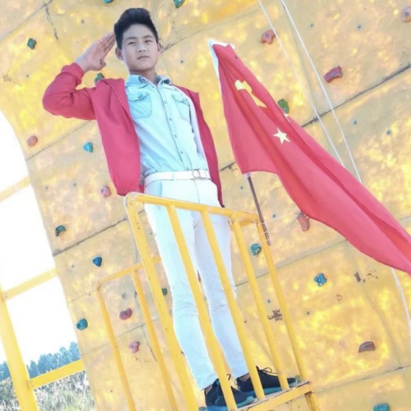 弱水三千@的照片