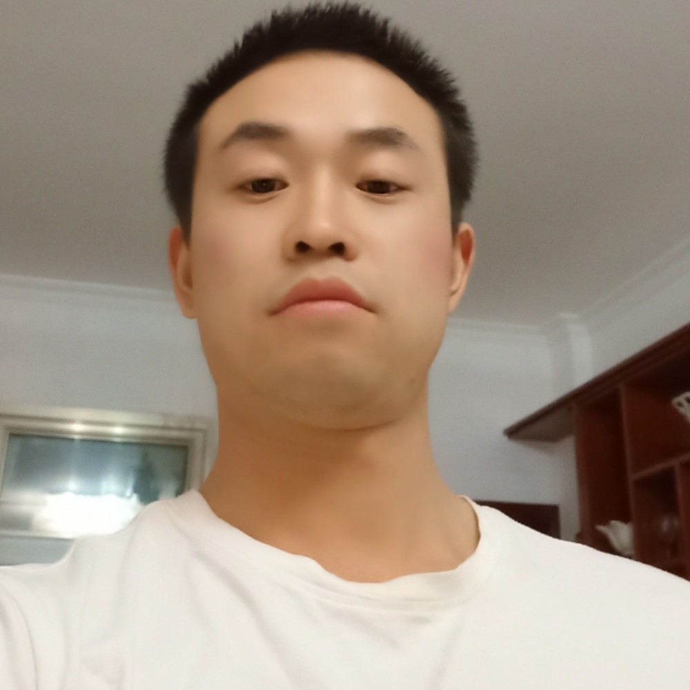 霓裳冷艳的照片