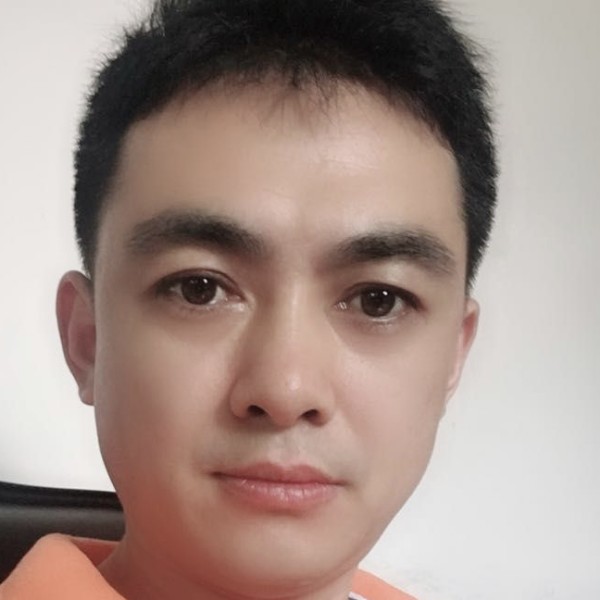单纯迎流影的照片