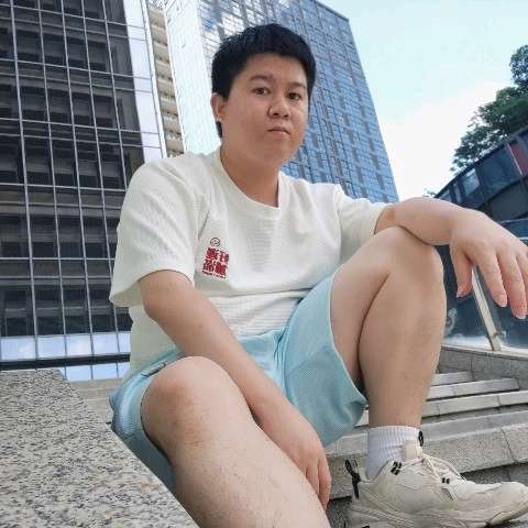汤远华的照片