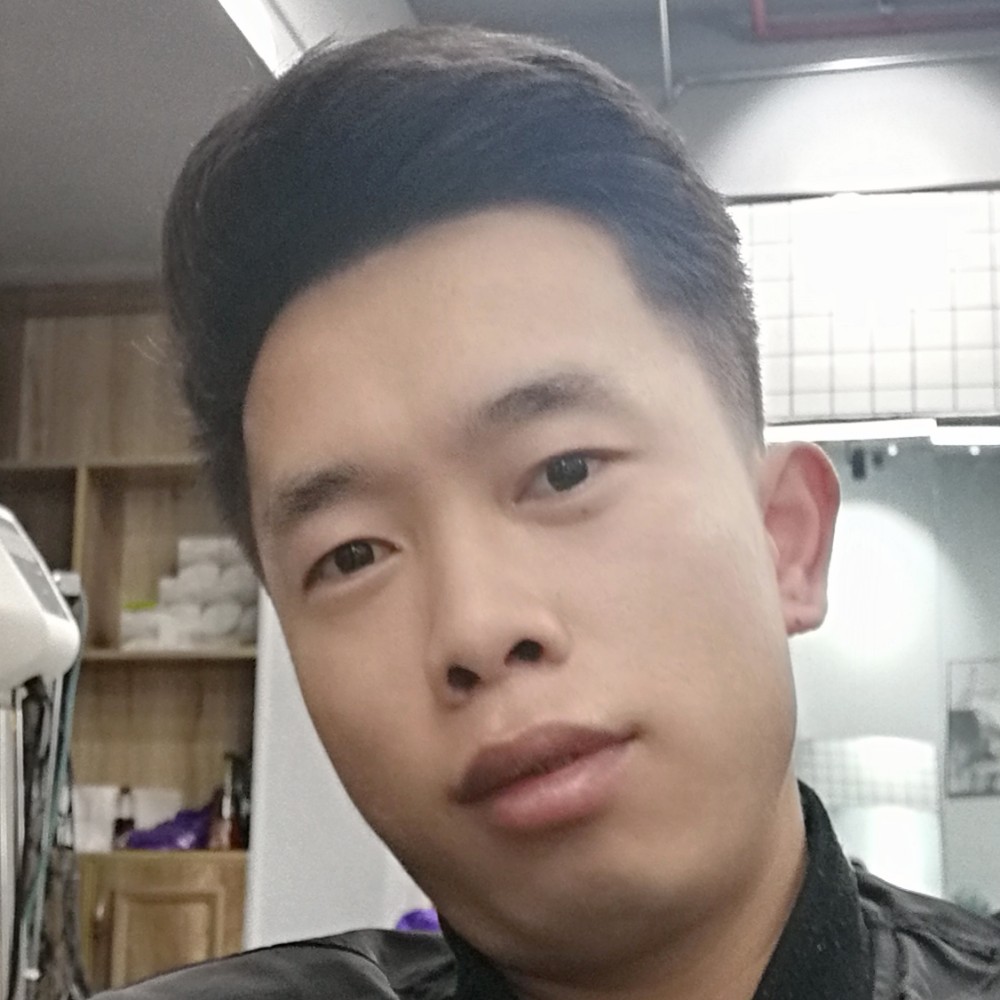 口红倾心无私的照片