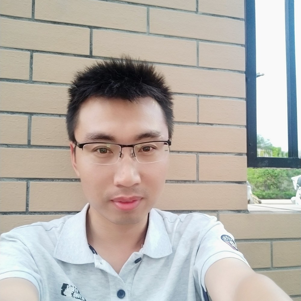 一个人大山的照片