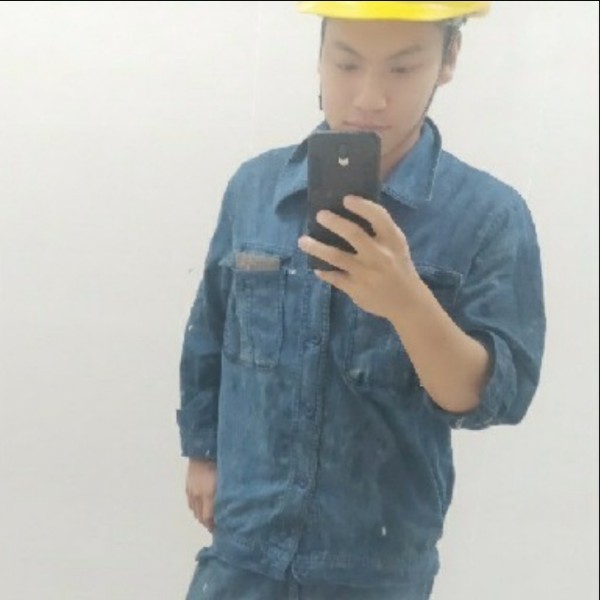 钢铁小心的照片