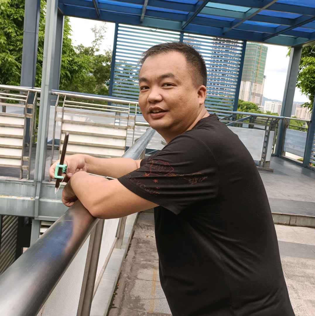 余温望暖你一世的照片