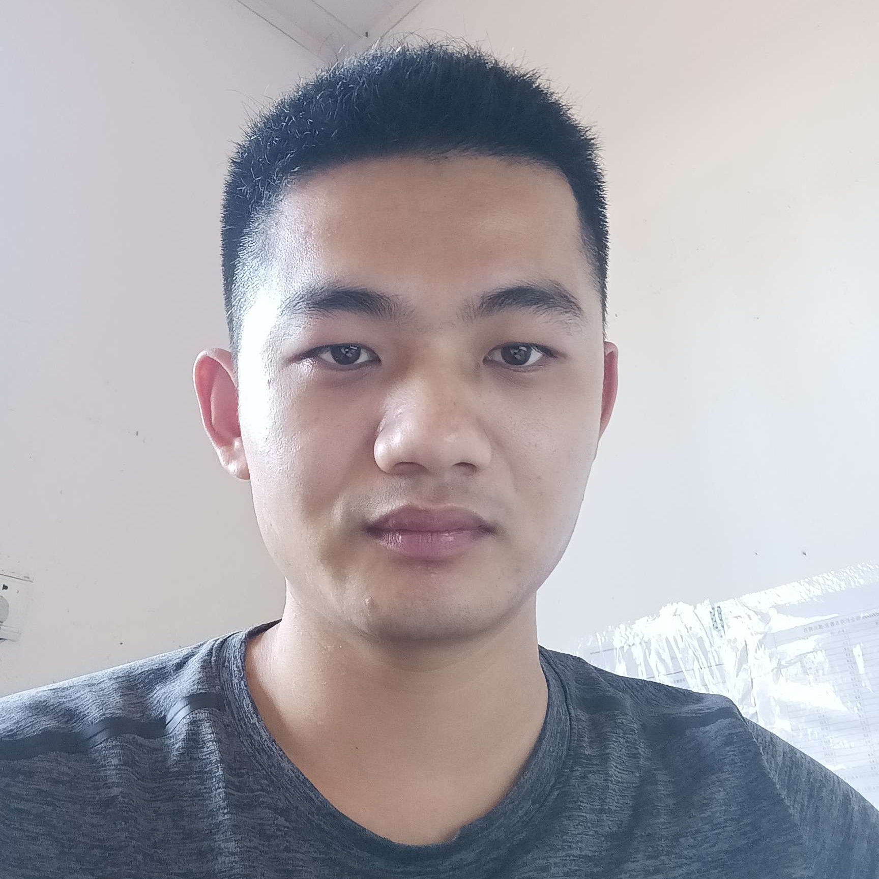 英俊的月饼的照片