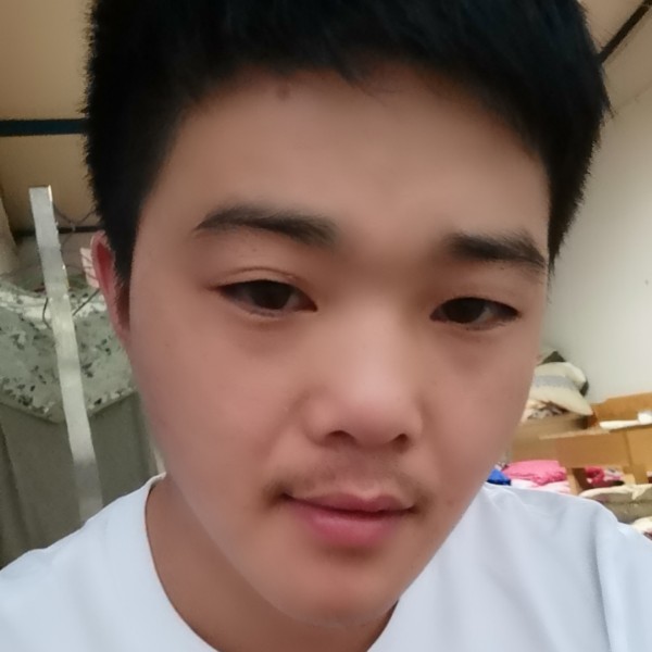 莫欺少年不懂爱。的照片