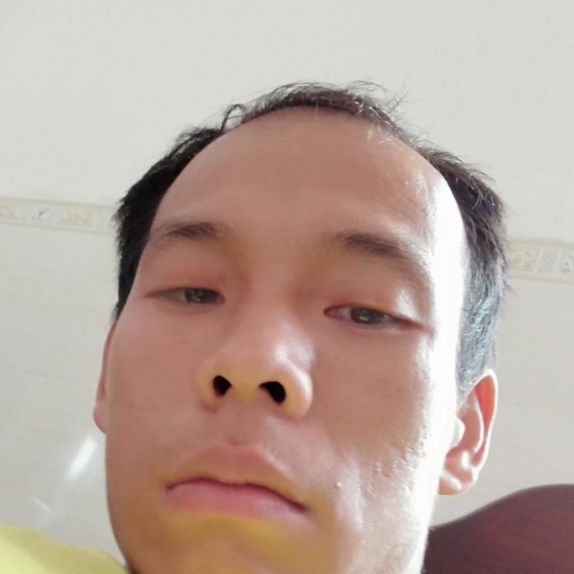 单纯和花瓣的照片