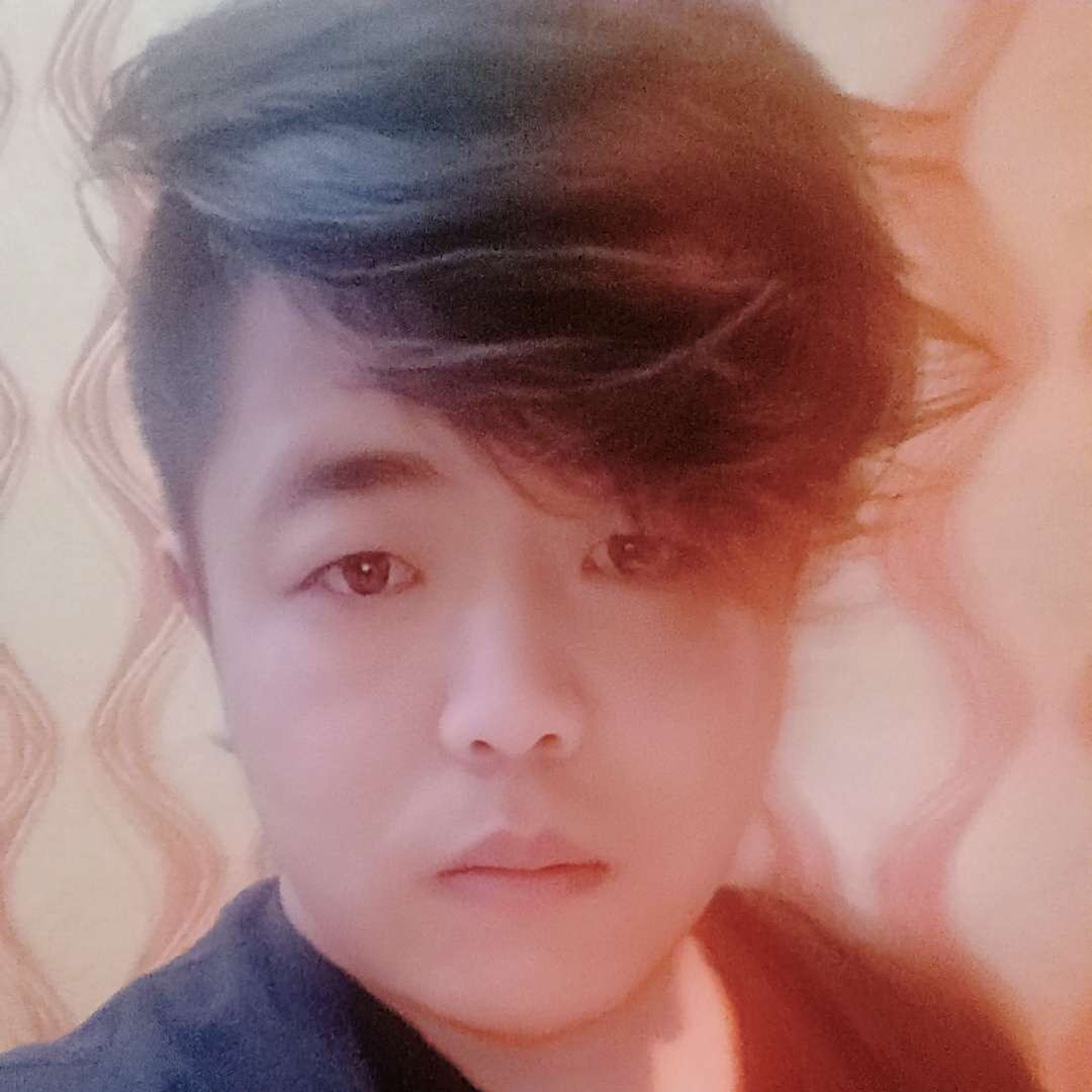 雨挽手淡然的照片