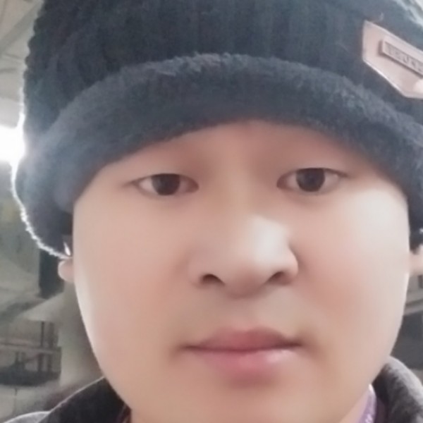 犹豫与草莓的照片