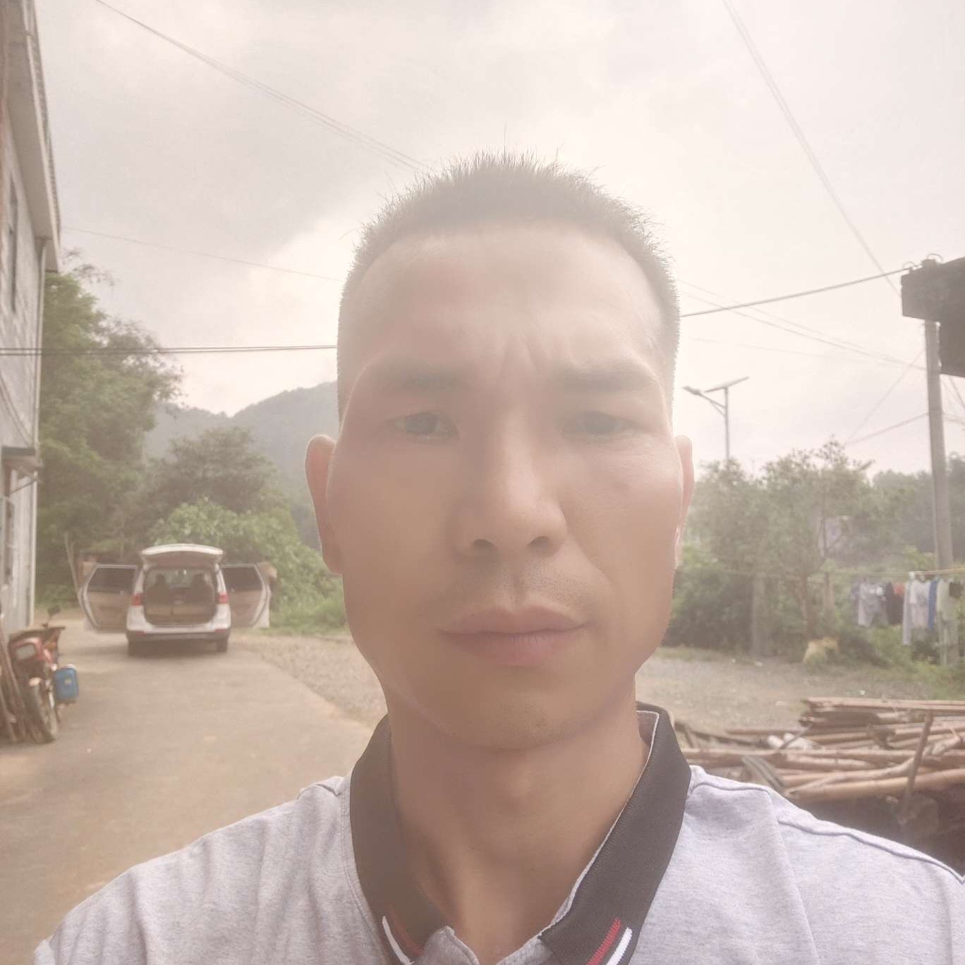 碧影迎自觉的照片