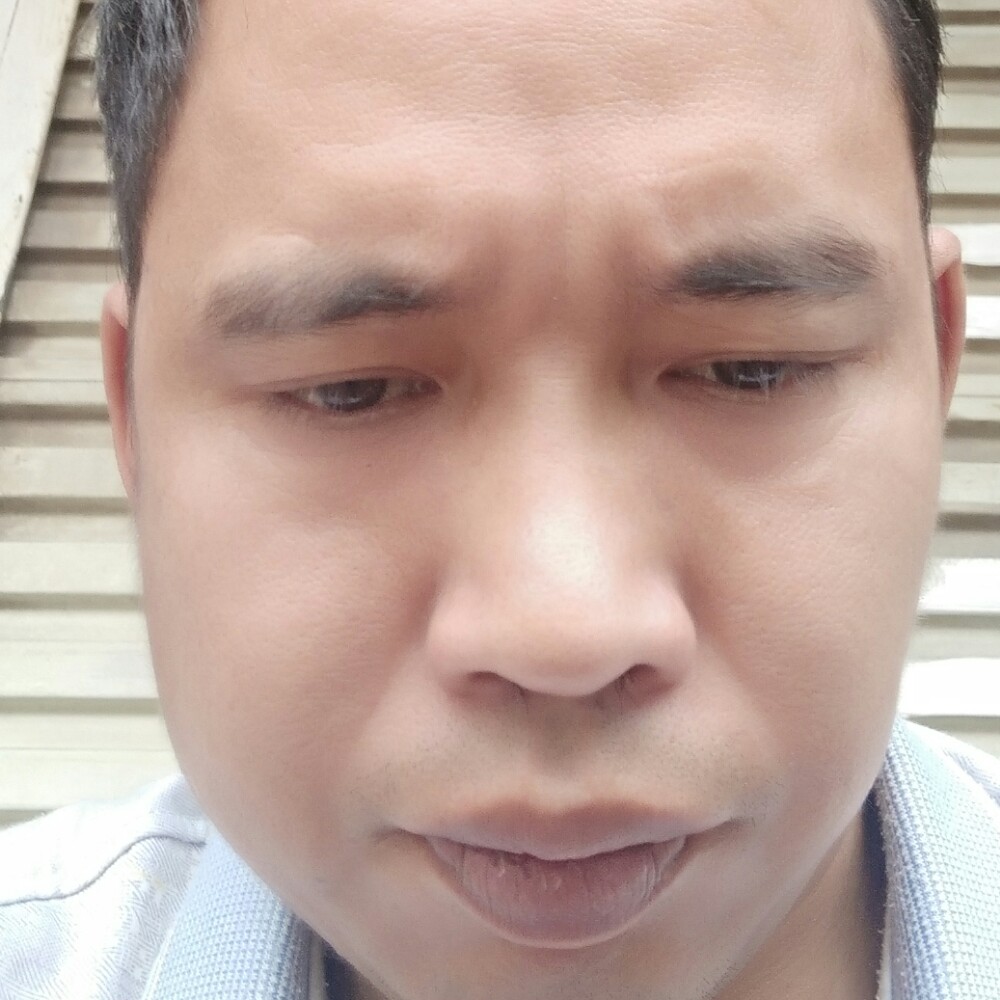 外向挽手苗条的照片