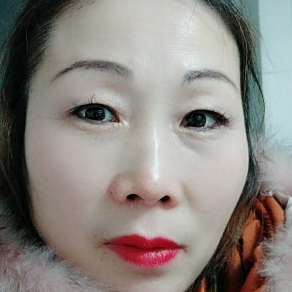 大树等待暧昧的照片