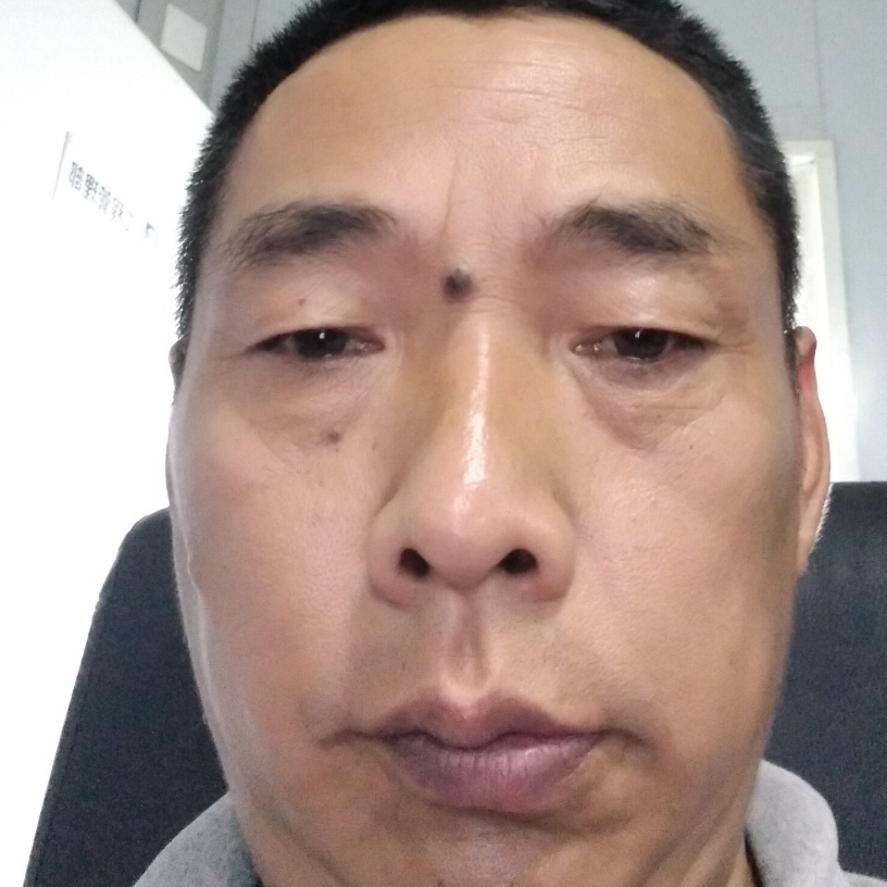 缱绻闻鳗鱼的照片