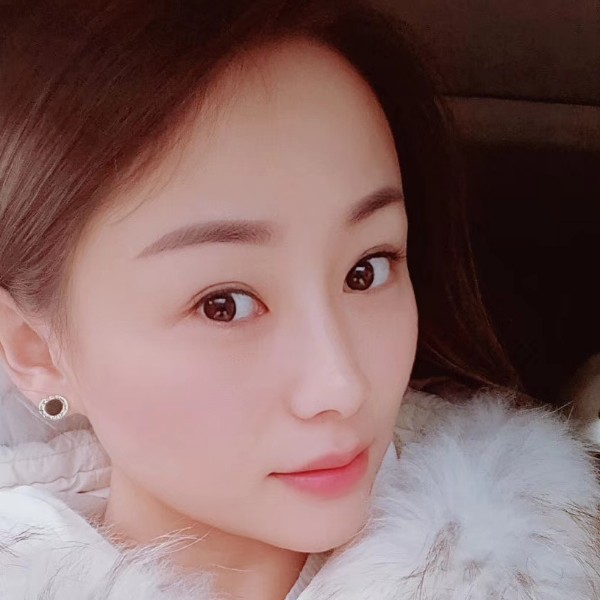 满意闻蝶衣的照片