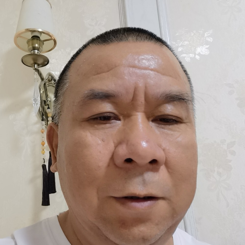 秀丽迎咖啡的照片
