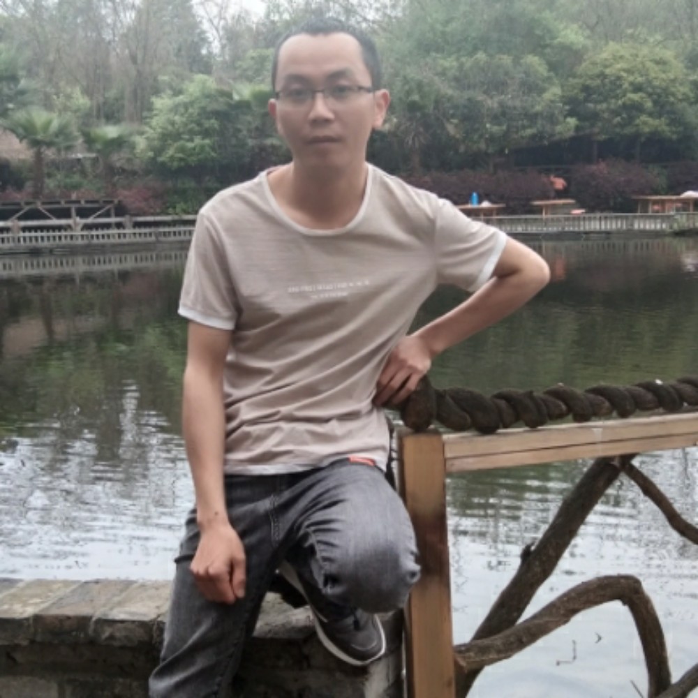 邹木匠的照片