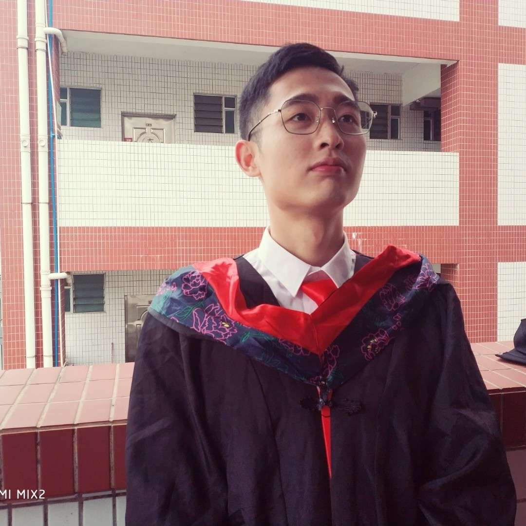 魔镜笑点低吧的照片