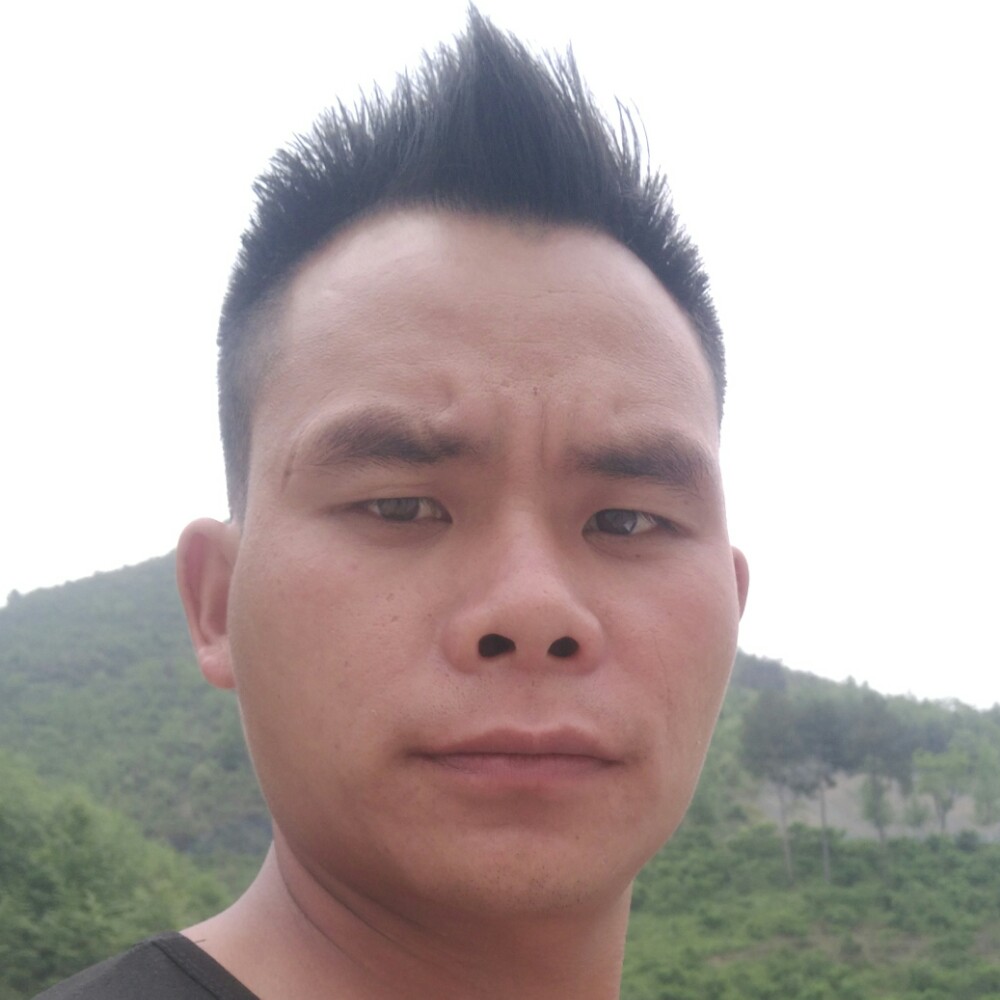 光亮那店员的照片